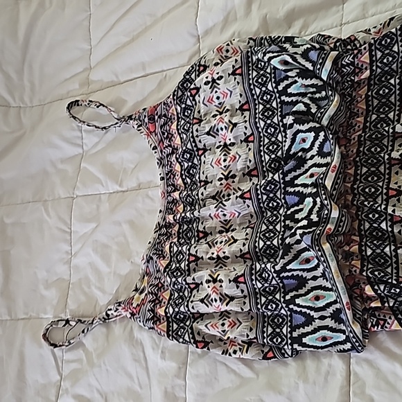 Beautiful Tribal Patterned Dress - Picture 2 of 6